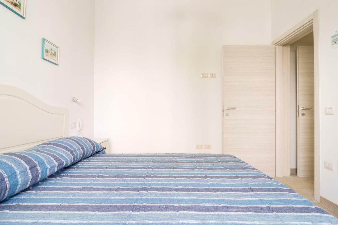 Lido Marini Seahouses エクステリア 写真